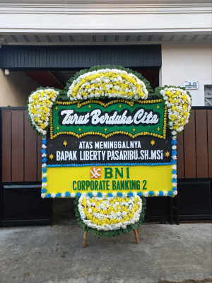 Papan Bunga Duka di Bukit Tunggal