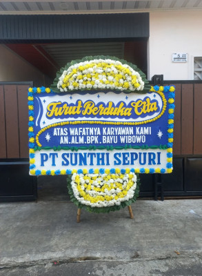 Papan Bunga Duka di Bukit Tunggal