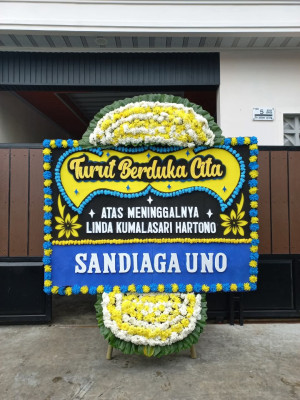 Papan Bunga Duka di Bukit Tunggal